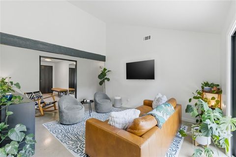 Tiny photo for 42732 Tierra Robles Pl, Temecula, CA 92592 (MLS # SW26085749)