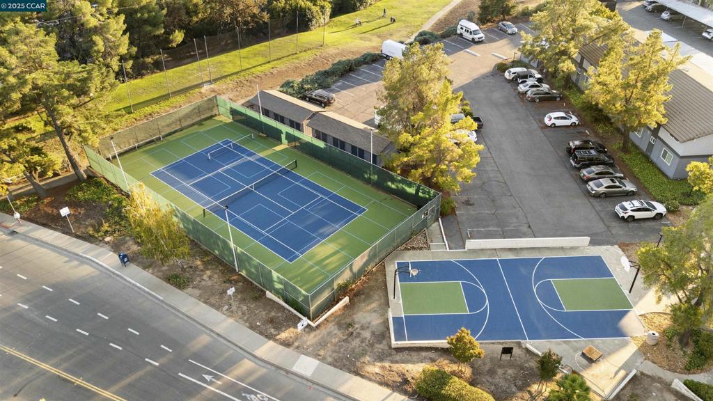 DIABLO HILLS - Residential