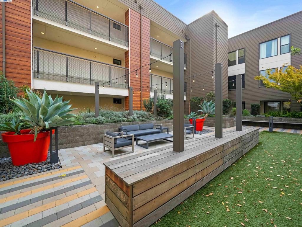 CENTRAL FREMONT - Residential