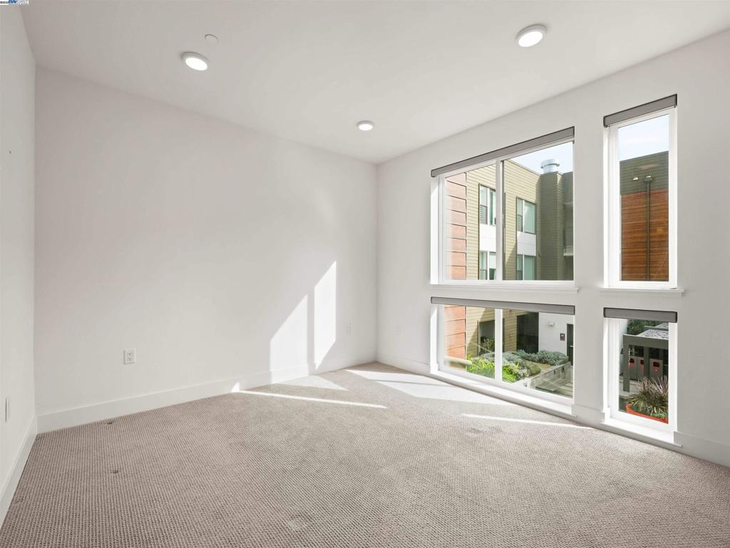 CENTRAL FREMONT - Residential