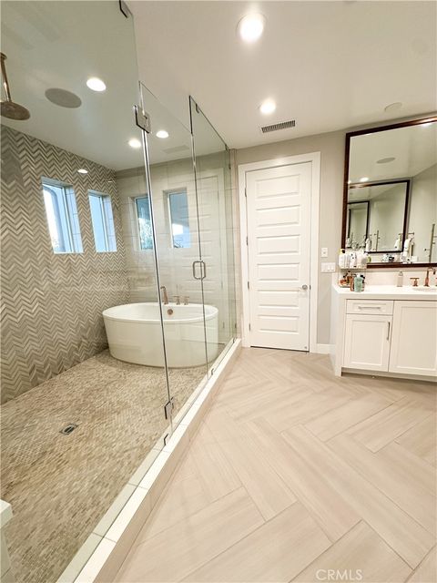 Tiny photo for 12039 Estrella Place, Porter Ranch, CA 91326 (MLS # SB25191157)