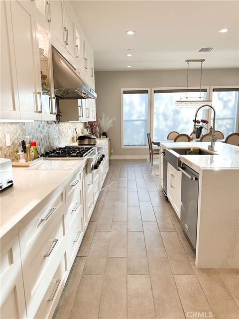 Tiny photo for 12039 Estrella Place, Porter Ranch, CA 91326 (MLS # SB25191157)