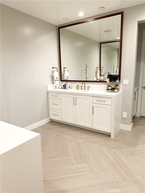 Tiny photo for 12039 Estrella Place, Porter Ranch, CA 91326 (MLS # SB25191157)