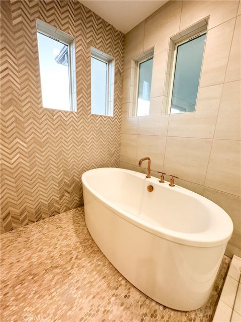 Tiny photo for 12039 Estrella Place, Porter Ranch, CA 91326 (MLS # SB25191157)