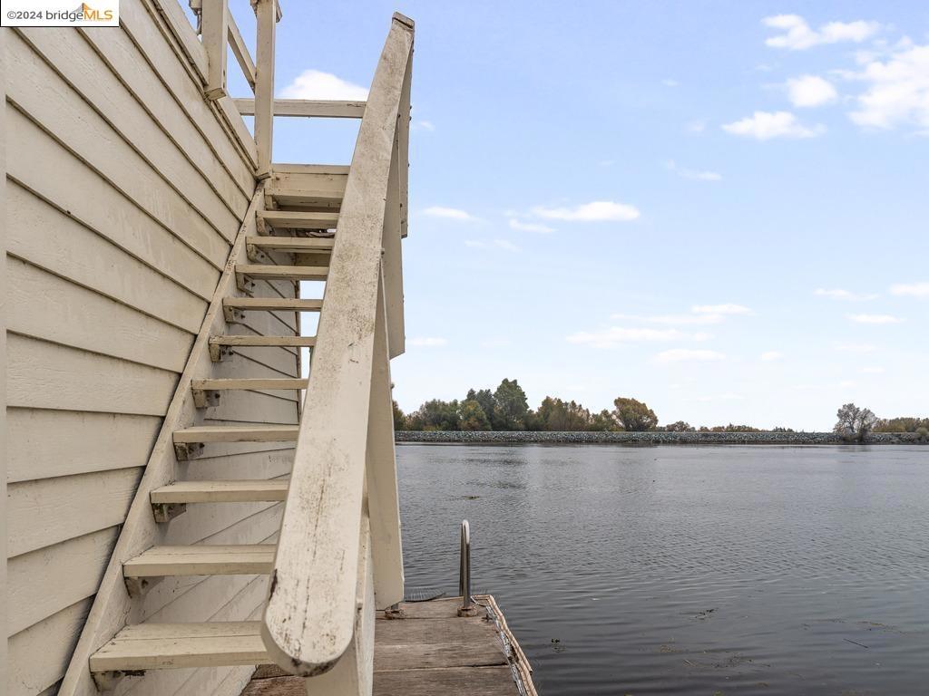 BETHEL ISLAND - Residential