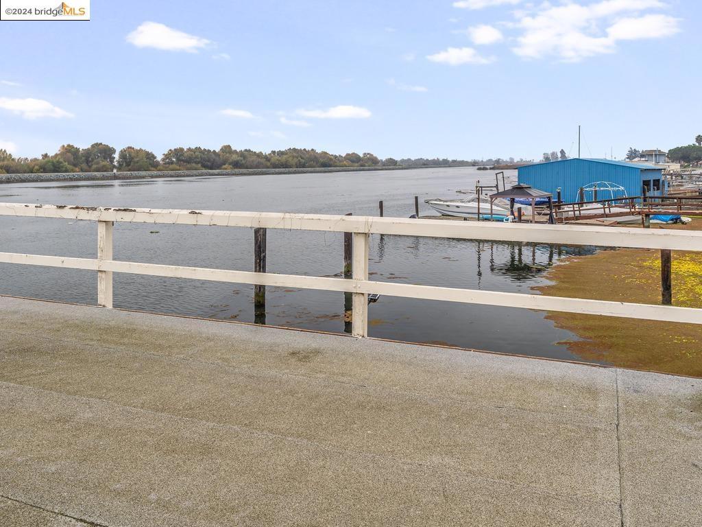 BETHEL ISLAND - Residential