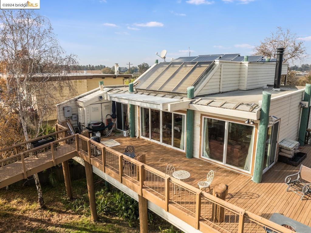 BETHEL ISLAND - Residential