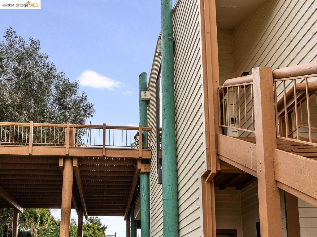 BETHEL ISLAND - Residential