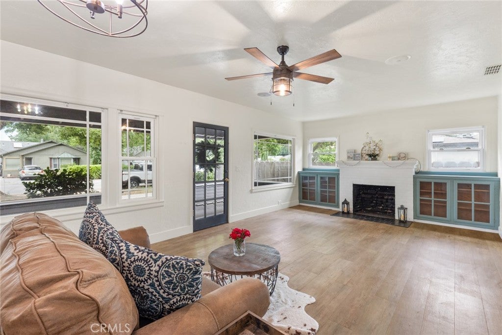 487 E 3rd Avenue A & B