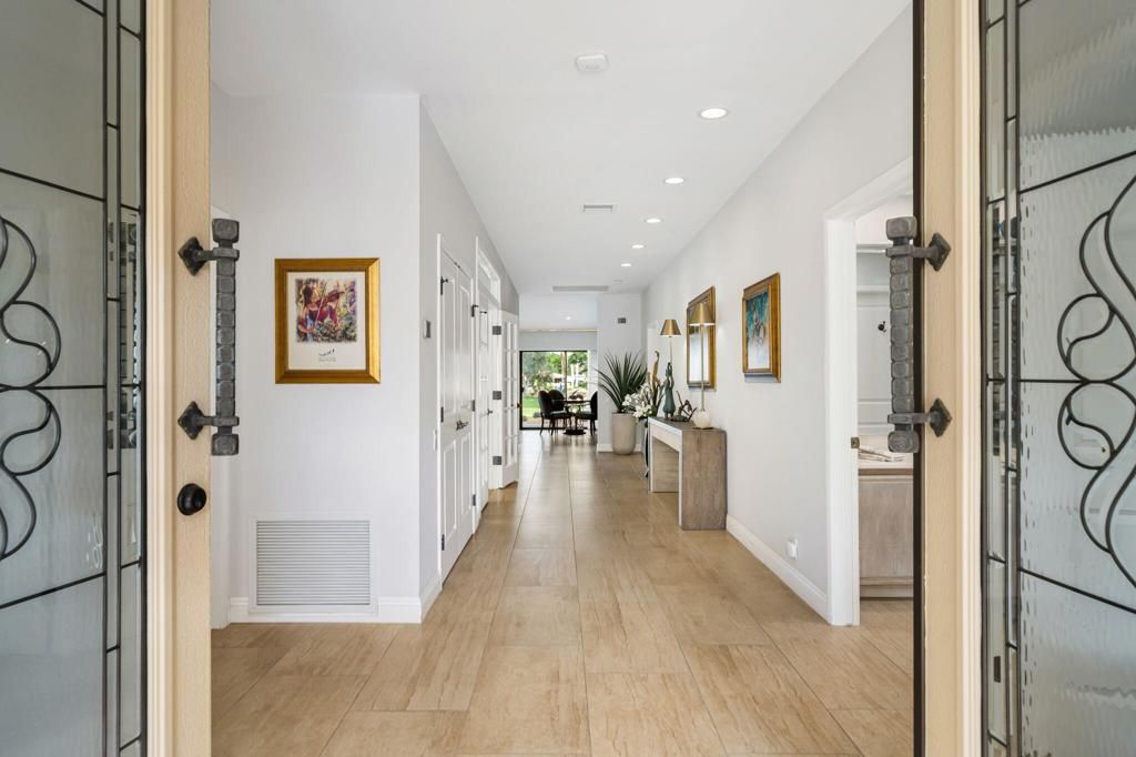 Photo of 75762 Valle Vista, Indian Wells, CA 92210 (MLS # 219143278DA)