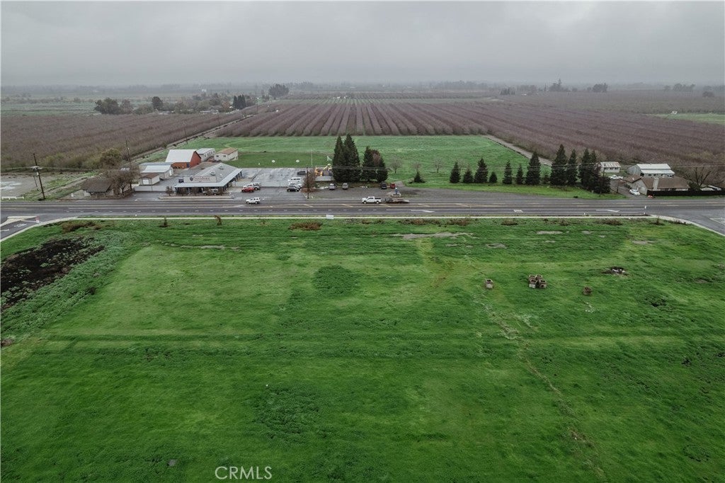 698 Hambright (Corner Hwy 32) Avenue