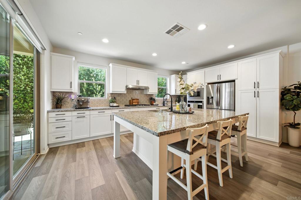 232 Reserve Court