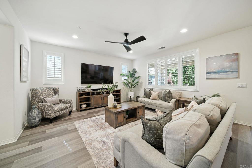 232 Reserve Court