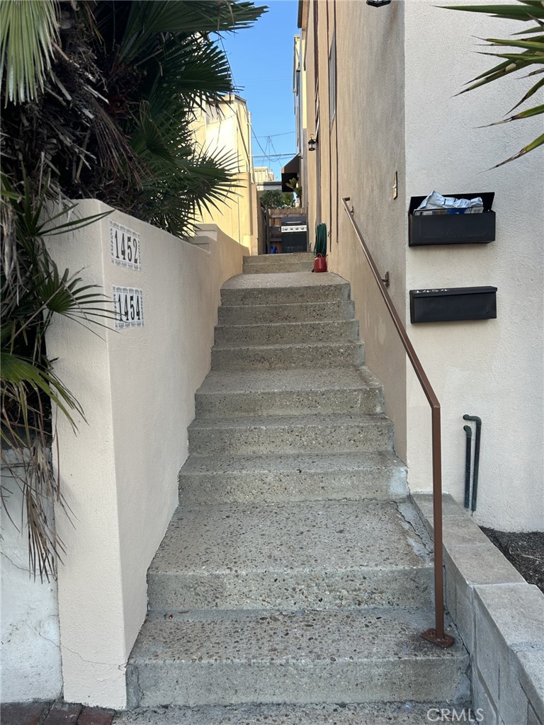 1454 Manhattan