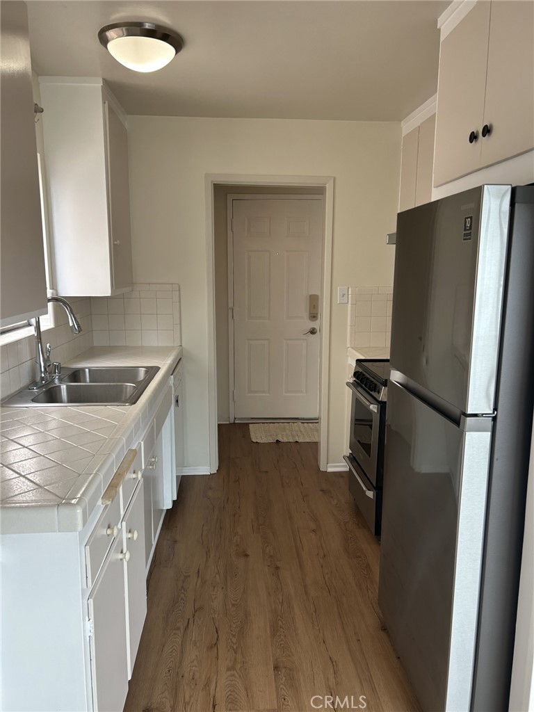 1454 Manhattan