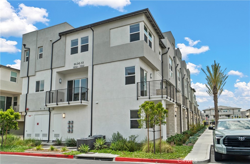 Welcome to 1302 W Bushell St, a modern townhouse in the highly sought-after 100 West gated community by Toll Brothers, built in 2023. This home offers a perfect blend of comfort, style, and thoughtful design, ideal for family living. The first floor features a bedroom and a bathroom, with three additional bedrooms on the third floor. Enjoy elegant hardwood flooring, a spacious rooftop balcony, and a layout designed for leisure and entertainment. Just steps from the community clubhouse, this home provides convenient access to community amenities. With direct access from the garage and proximity to the 5, 22, and 57 freeways, commuting is easy. Centrally located in Orange County, you are just minutes from Disneyland, Angels Stadium, Honda Center, as well as shopping and dining options. This beautiful rental offers both comfort and convenience in one perfect package. Don’t miss this opportunity to live in Anaheim’s vibrant community!