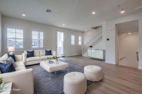 6012 Village Center Loop Rd 38 San Diego CA 92130