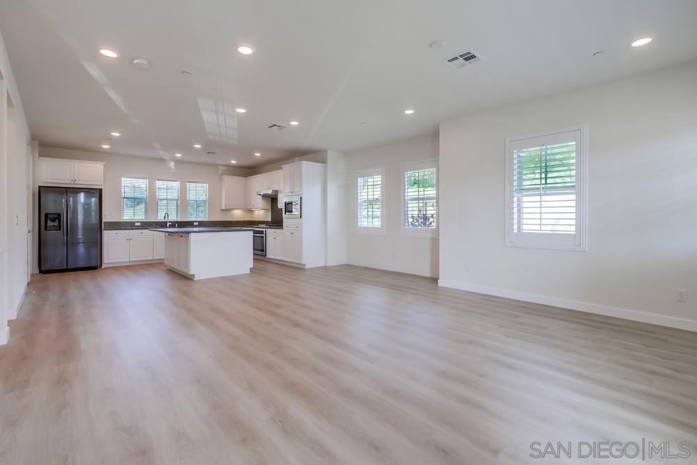 6012 Village Center Loop Rd 38