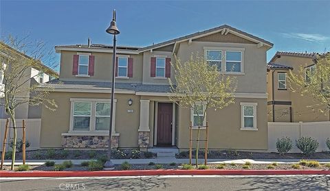 17062 Zion Drive Canyon Country CA 91387