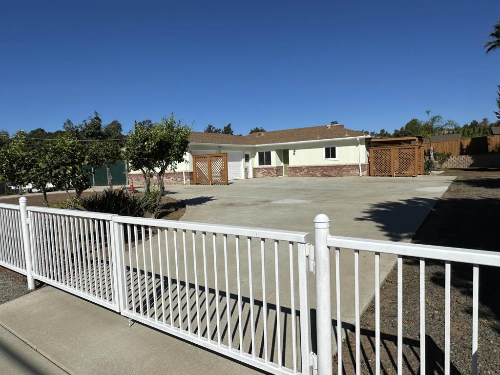 2445 S. Stage Coach Ln.