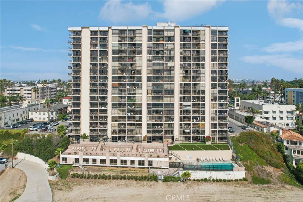 1750 E Ocean Boulevard 102