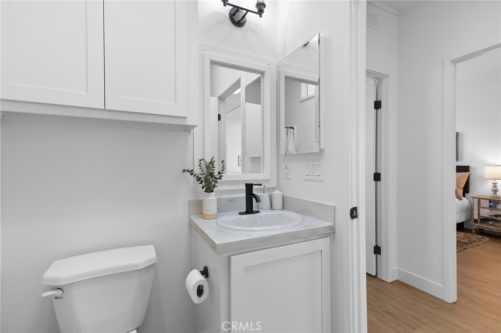 15621 Beach Boulevard 19