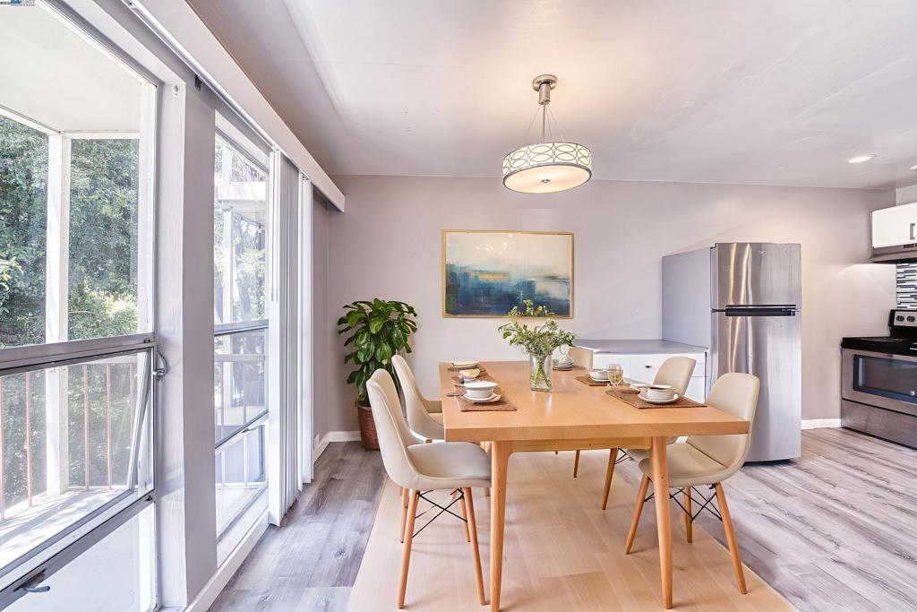 ALAMEDACOY - Residential Lease