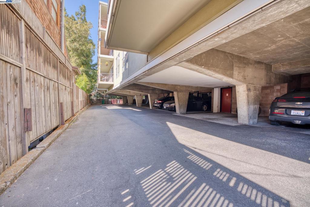 ALAMEDACOY - Residential Lease