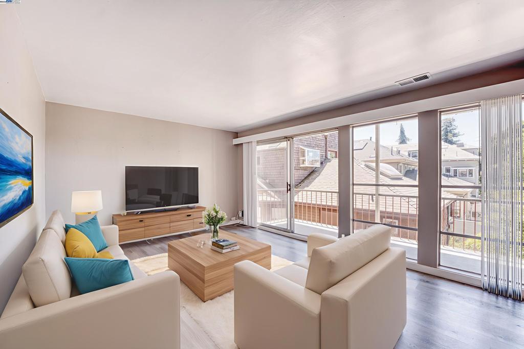 ALAMEDACOY - Residential Lease