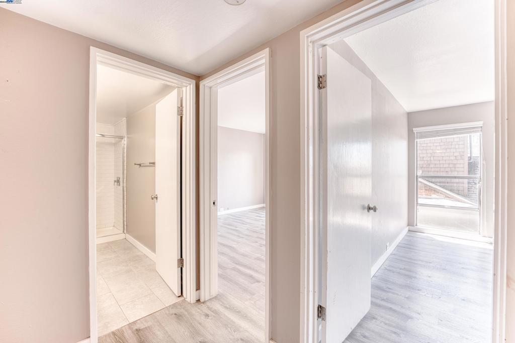 ALAMEDACOY - Residential Lease