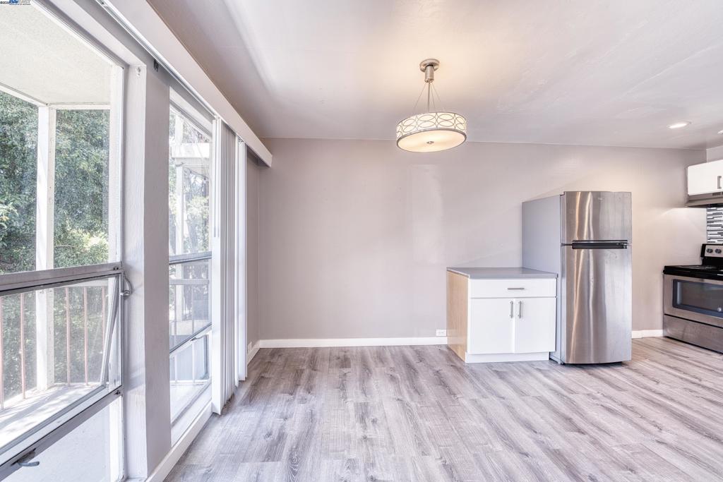 ALAMEDACOY - Residential Lease