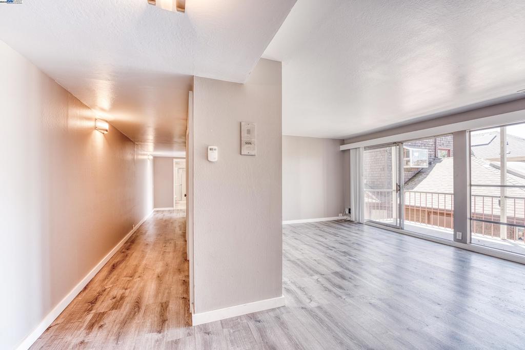 ALAMEDACOY - Residential Lease
