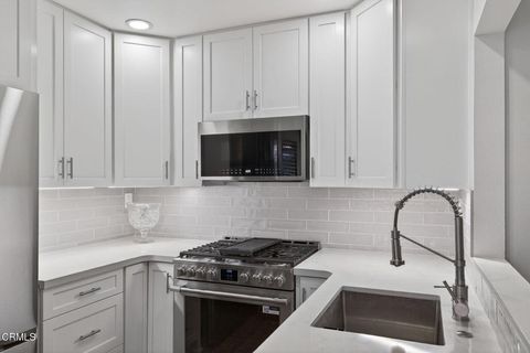 Tiny photo for 4430 Antigua Way, Oxnard, CA 93035 (MLS # V1-35005)