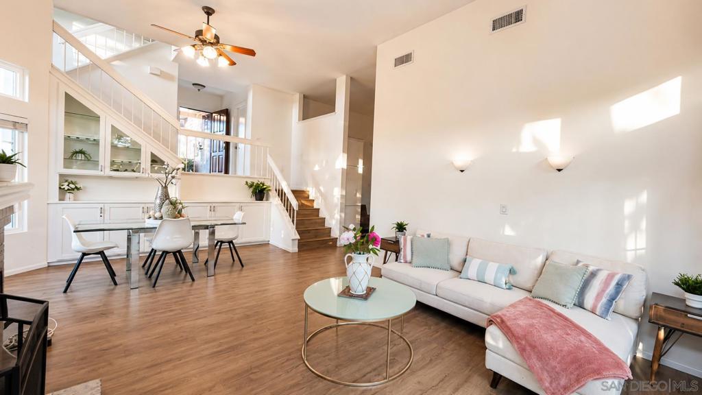 17702 Tristania Pl