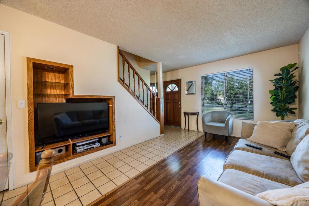 Mountain View Falls - Residential