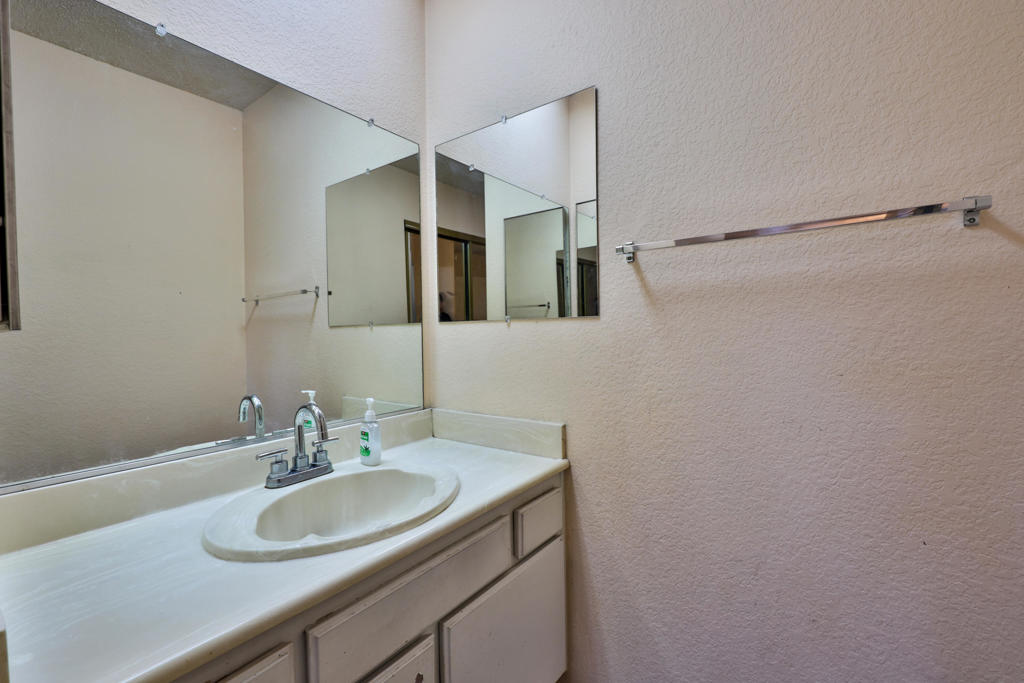 Mountain View Falls - Residential