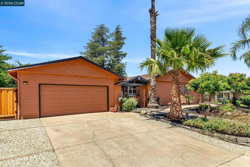 30 Mt. Emory Ct., Clayton CA 94517