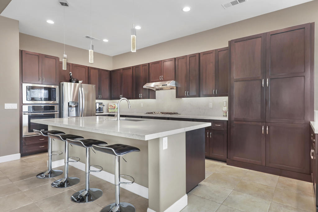 42567 Bellagio Drive