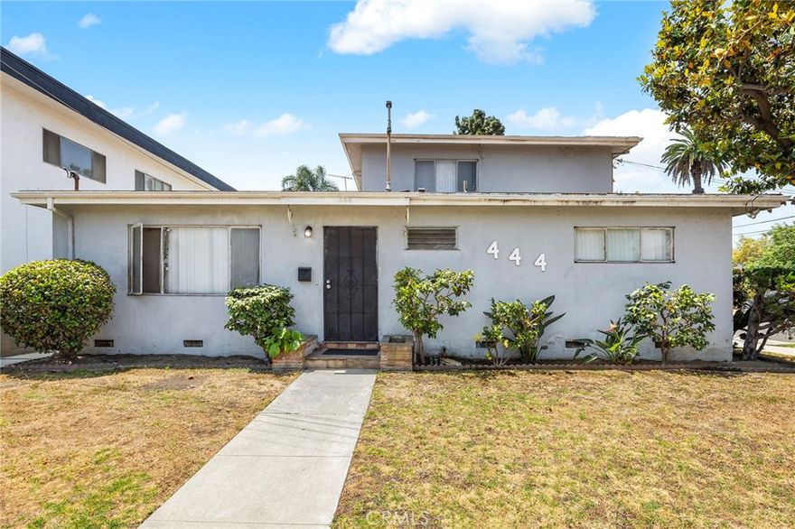 444 W. Regent St is an incredible opportunity to

acquire a 4 unit property located in the highly

desirably city of Inglewood, Ca very close to Sofi

Stadium. This property is comprised of (3) 1 bedroom

units and (1) 2 bedroom unit, which will be delivered

vacant for a potential owner/occupier.

Overall the property offers a strong investment with

stable in place rents with upside, including tremendous

value add opportunity to convert any of the 5 garages

into ADU’s for additional income. And with the property

being on an incredible 6,874sf corner lot zoned R4,

there is tons of street parking for all the local residents.

Other notable highlights includes onsite laundry room,

front and rear yard space, all within 2 miles from Sofi

Stadium.  This one will go fast!