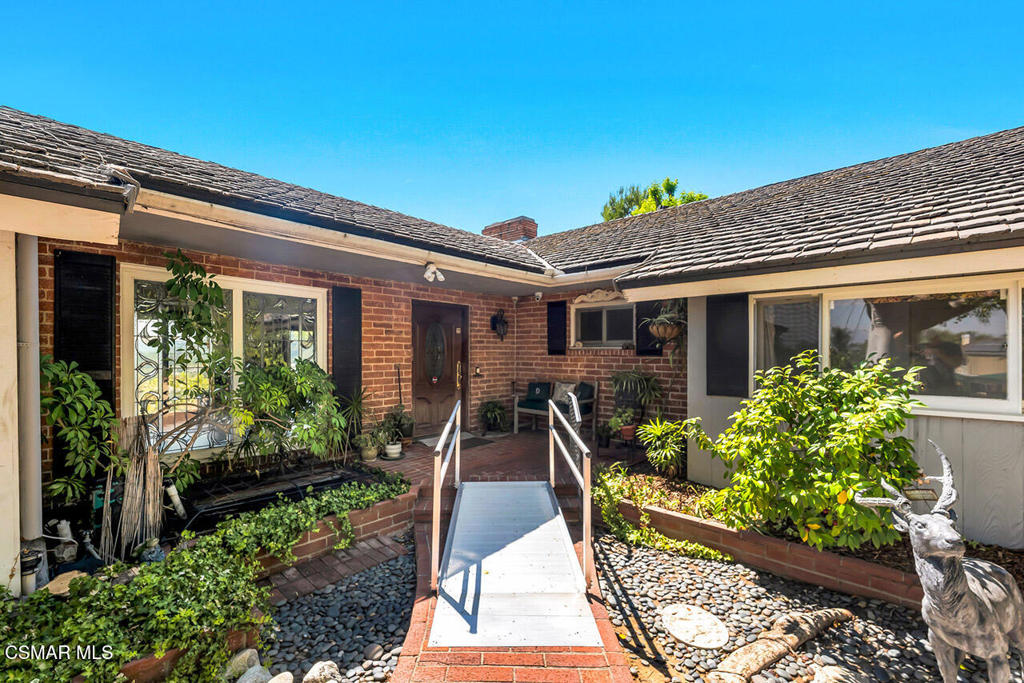 3706 Eureka Drive