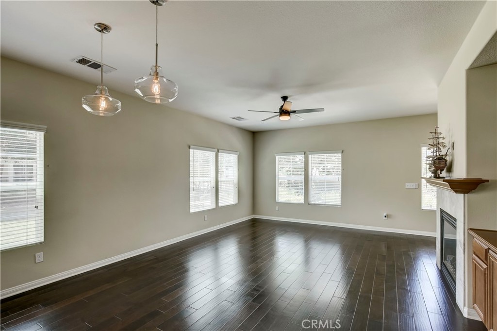 1510 Orange