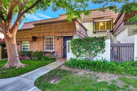 10145 Larwin Avenue 2 Chatsworth CA 91311