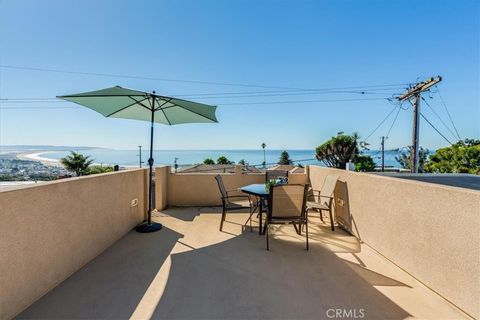 Tiny photo for 951 Fresno Avenue, Pismo Beach, CA 93449 (MLS # PI25243092)