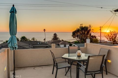 Tiny photo for 951 Fresno Avenue, Pismo Beach, CA 93449 (MLS # PI25243092)