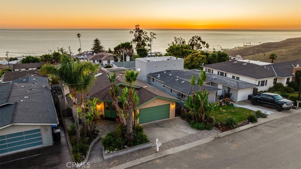 Pismo Beach (360) - Residential