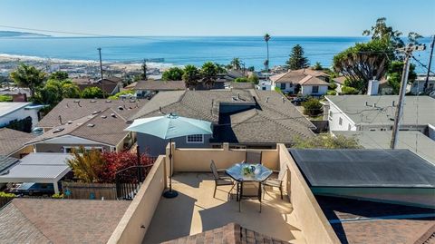 Tiny photo for 951 Fresno Avenue, Pismo Beach, CA 93449 (MLS # PI25243092)