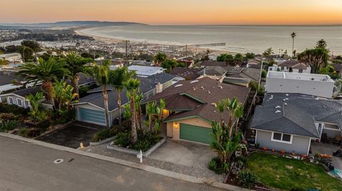 Tiny photo for 951 Fresno Avenue, Pismo Beach, CA 93449 (MLS # PI25243092)