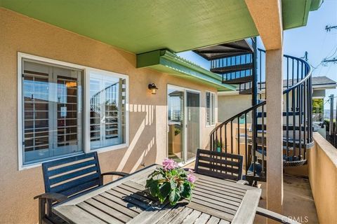 Tiny photo for 951 Fresno Avenue, Pismo Beach, CA 93449 (MLS # PI25243092)