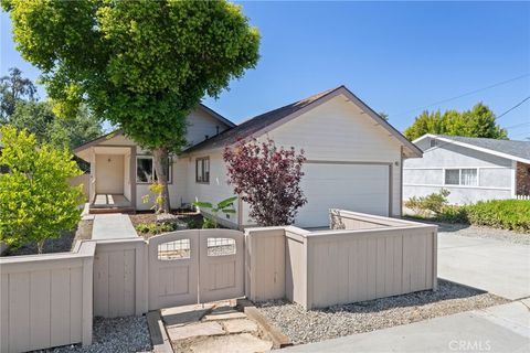 Photo of 740 E Hillcrest DR, Thousand Oaks, CA 91360 (MLS # SR26103103)