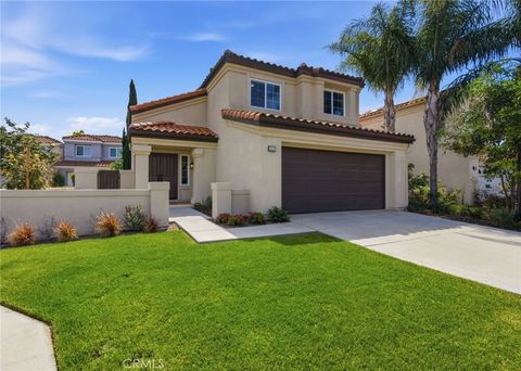 32 Comiso Irvine CA 92614